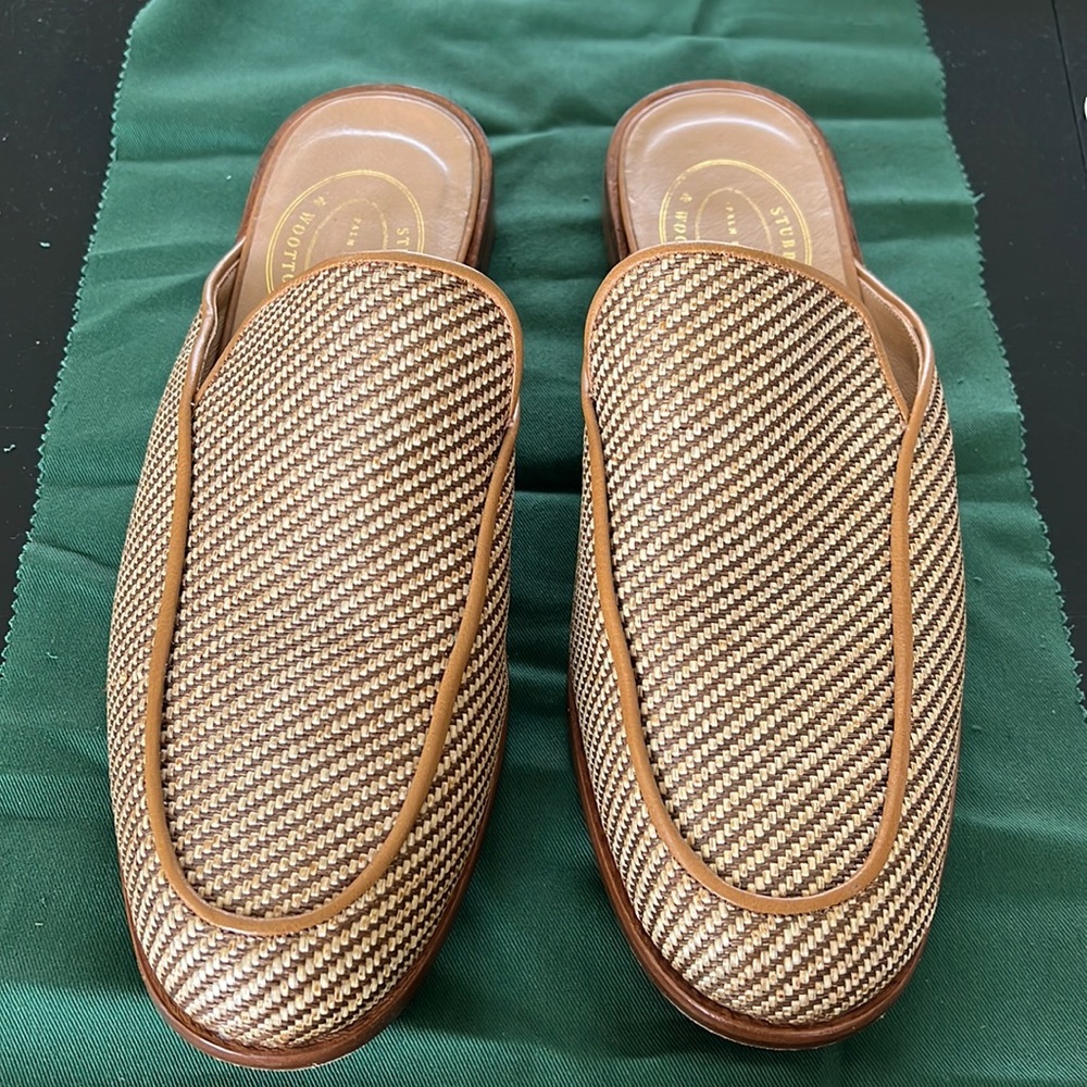 Stubbs and Wootton Train Straw Mule